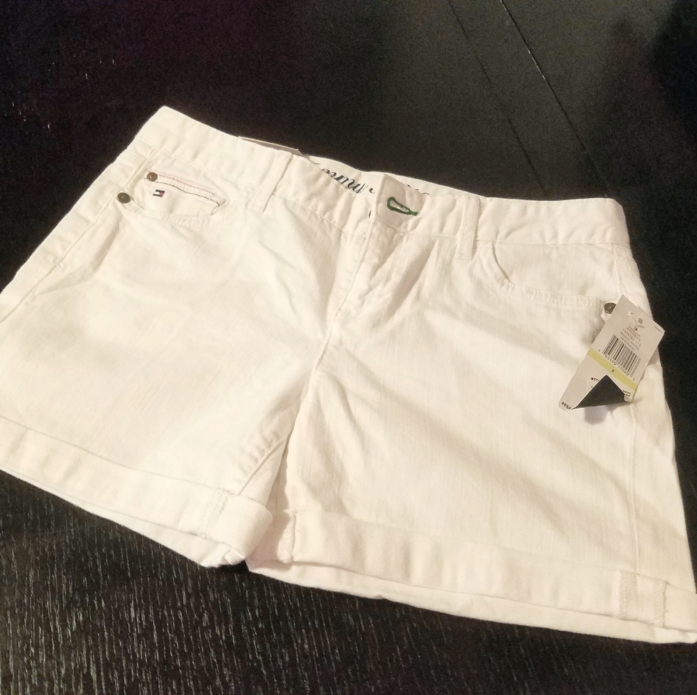 NWT Tommy Hilfiger White Cuffed Jean Shorts